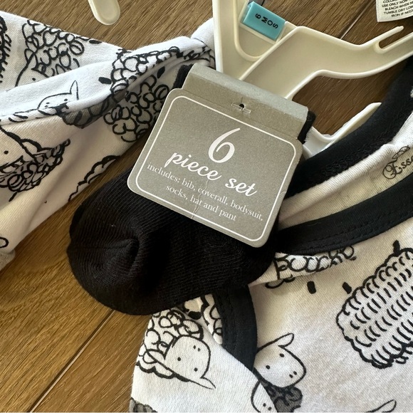 Baby Bundle NWT Size 6 months - Picture 6 of 6